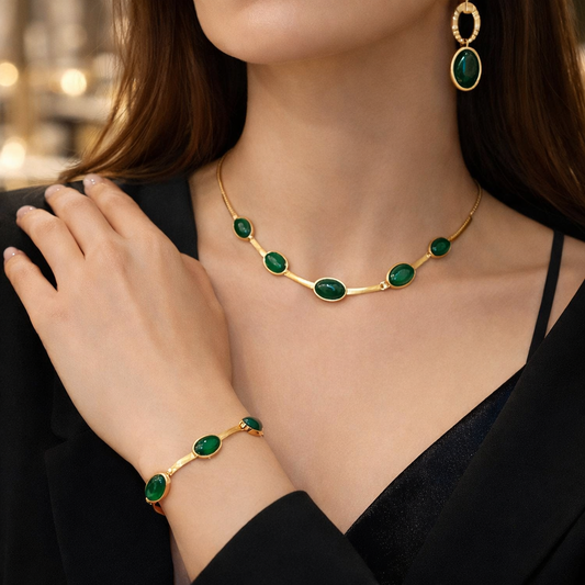 Oval Crystal Pendant Jewelry